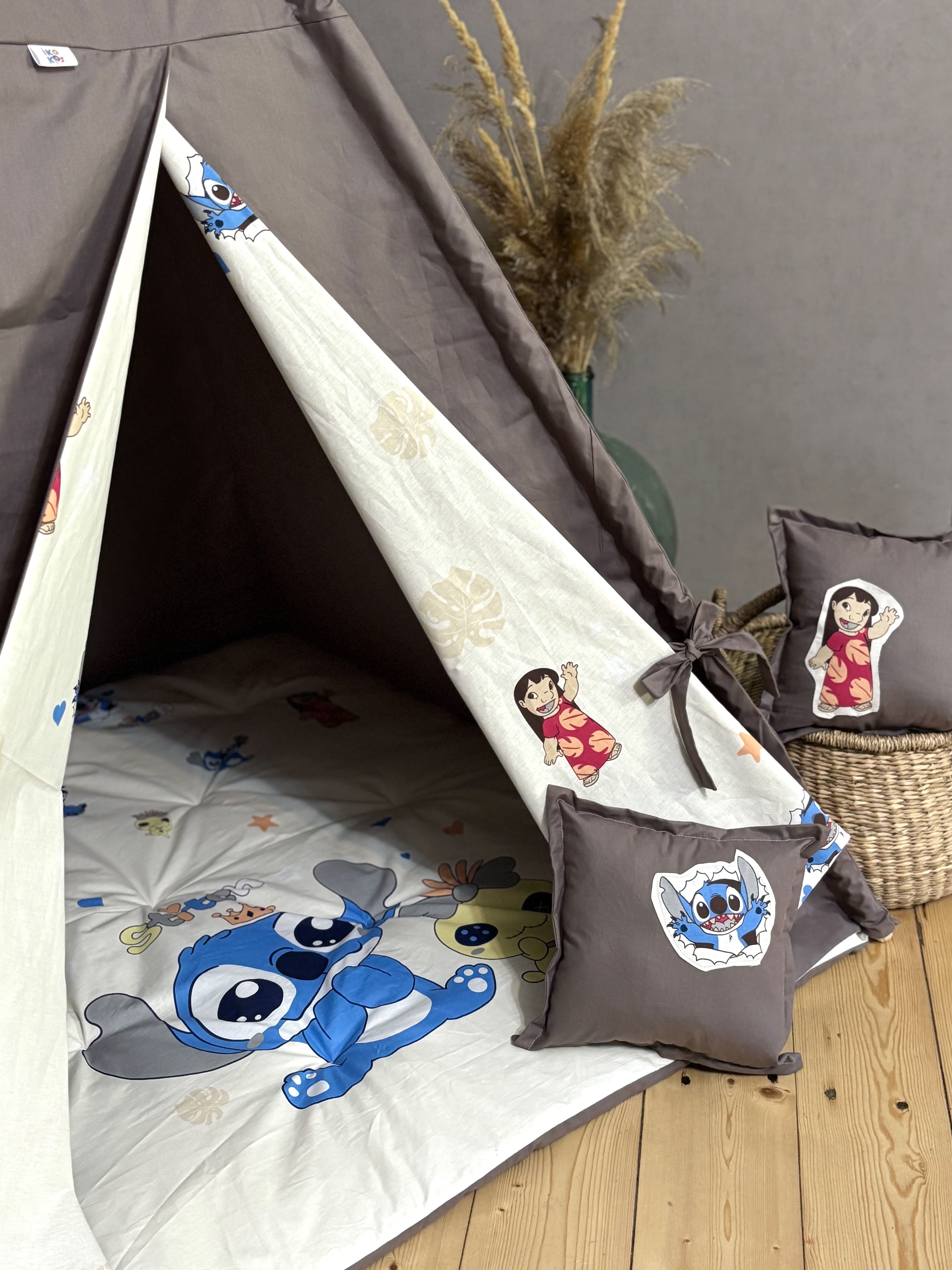 კარავი ,,სტიჩი და ლილუ"